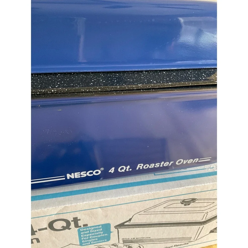 Nesco 4 Qt Roaster Oven Blue Porcelain Enamel 4804-12 Countertop Cooker with Box